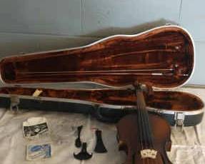FNIAA Antique Violin With Case