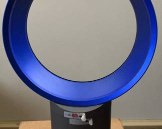Dyson Am06 Table Fan