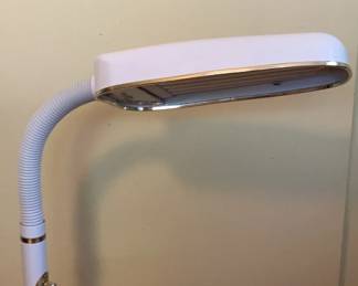 BlueMax FullSpectrum Dimmable Desk Lamp