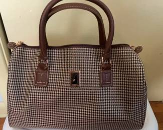 London Fog Overnight Travel Bag