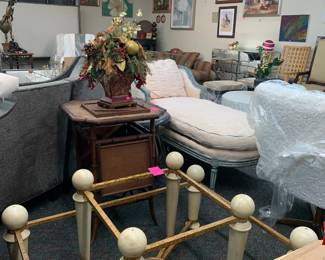 Coffee and occasional tables 