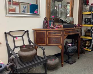 Demilune cabinet, decor