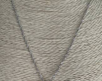 #132 - $750 - 16"chain w/app 1/2 ctw diam round 14kt white gold 3.09 gr. 