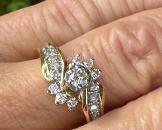 #77 - $600 - Wedding 14kt Ring 4.91 gr