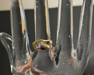 #84 - $200 -Gold Artsy 14kt Ring sz 6, 2.36 gr