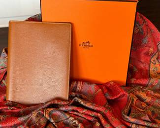 #183 - Hermès agenda Globe Trotter GM $ 260