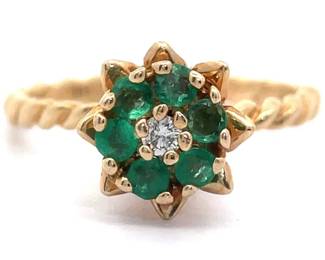 Natural Emerald & Natural Diamond Flower Twisted Rope Ring in 14k Yellow Gold
