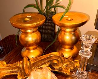 Gold guilt candleholders