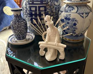 Nice decorative Asian inspired pieces.