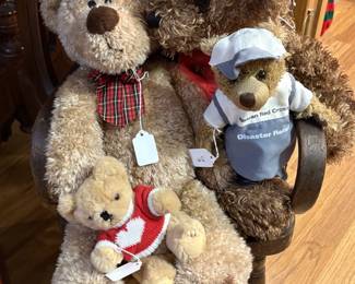 A group of cuddly bears.