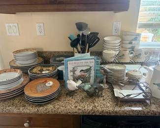 Dish sets with chickens; Dish set with birds; Lots of bird decor
