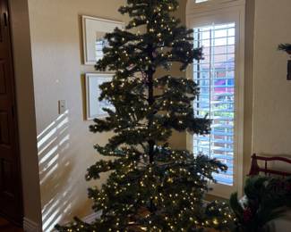 Artificial xmas tree