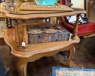 Solid Wood square 2 tier end table 