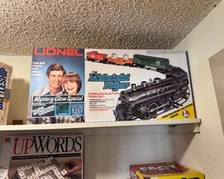 Vintage Lionel Train Set with original box