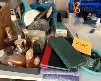 Bedroom 2, beauty stuff