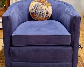 Swivel Barrel Armchair