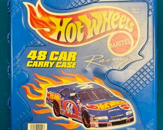 Hot Wheels Case & Cars