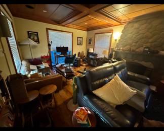 Room of furniture and accessories 