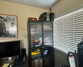 Glass drawer cabinet