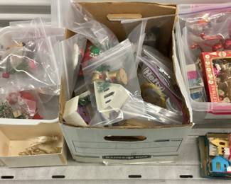 Vintage Christmas Collection would love to sell as a lot