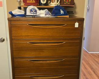 Mid century dresser 
