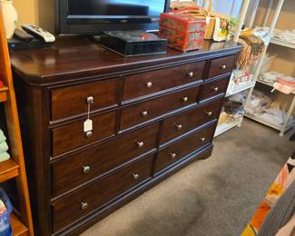 Very nice dresser + mirror 