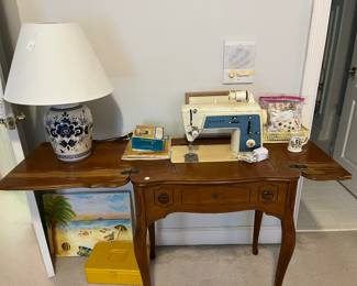 Vintage Singer Sewing machine