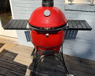 Kamado Joe Smoker