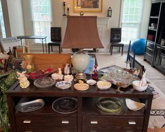 Kincaid accent table with drawers 