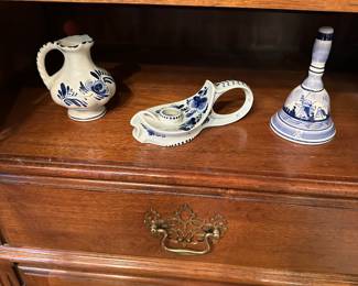 Delft blue and white, most is hand painted I’m