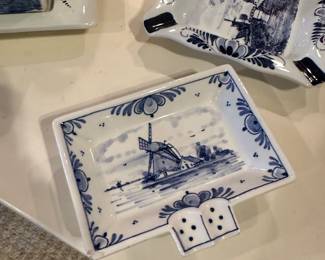 Delft blue and white, most is hand painted