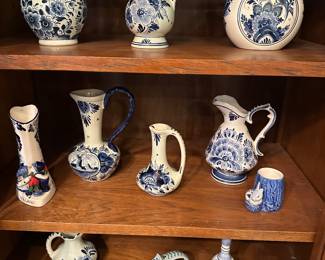 Delft blue and white, most is hand painted