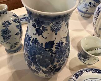 Delft blue and white, most is hand painted