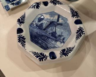 Delft blue and white, most is hand painted