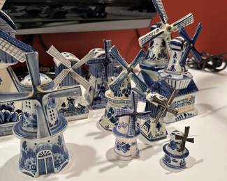 Delft blue and white, most is hand painted