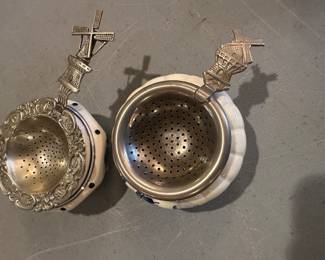 Delft blue and white, most is hand painted