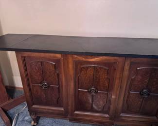 Vintage Sideboard Bar