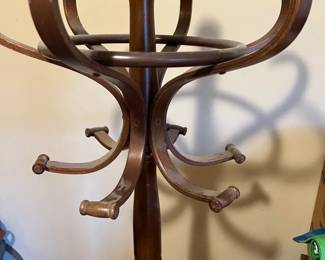 Swivel Coat and Hat Rack