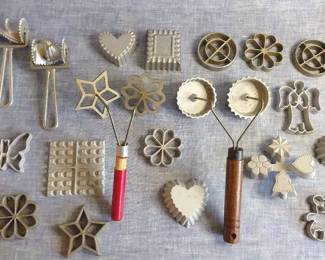 Vintage Nordic Ware Timbale Set