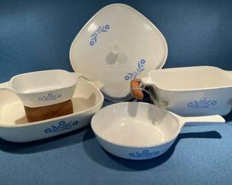 Blue Corn Flower Pattern Corning Ware Set