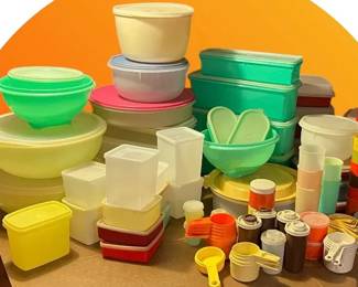 Tupperwear So Much Tupperwear Vintage And More