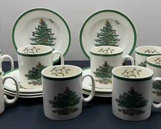 Spode Christmas Tree Coffee Mugs And Dessert Plates 