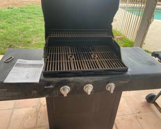 Charbroil Advantage Gas Grill