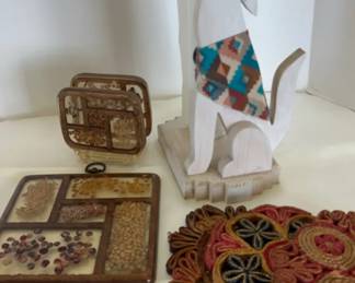 Howl We Keep The Table Nice