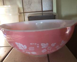Pink Pyrex bowl