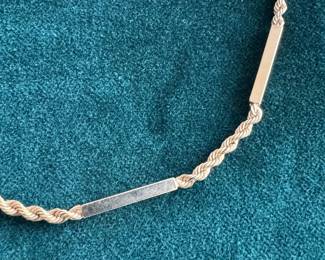 Lot#89 14k gold chain & bar necklace 18" long