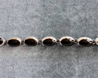 **New Item** Lot#130 $85 Taxco Mexican silver & onyx bracelet 7.5" long weight: 51.10 grams
