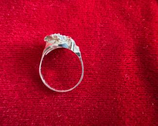 Lot#88 Gold nugget & diamond ring size 7.5