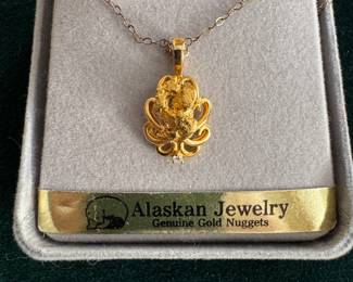 Lot#87 Gold nugget necklace with diamond Weight without gold-filled chain