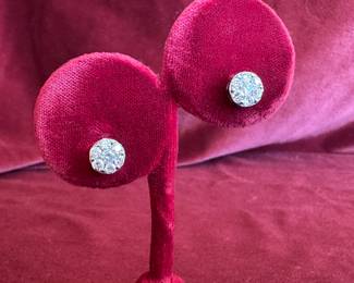 Lot#97 14k white gold cluster diamond posts 5/16” diameter - screw back - no backs